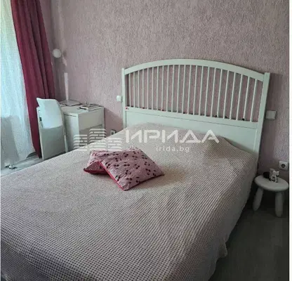 Снимка 3 — Двустаен апартамент 66 кв.м в Зона Б-18, София