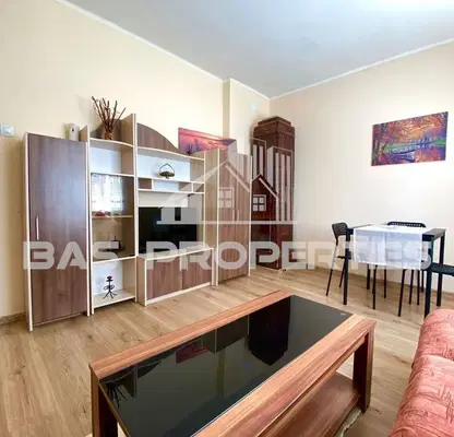 Photo 3 — Three-room apartment with parking space in Zona B-18, Sofia