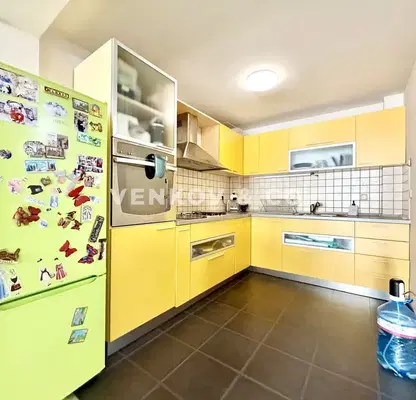 Photo 5 — 3-room apartment in Zona B-18 with terrace and elevator