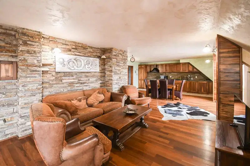 Three-room apartment in Zona B-18, Sofia with elevator and video surveillance