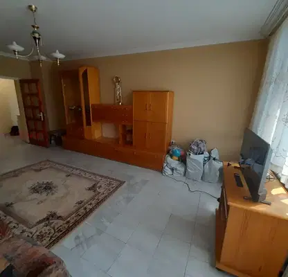 Снимка 4 — Тристаен апартамент с тераса в Зона Б-19, София