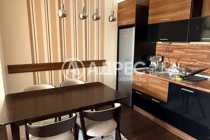 Three-room apartment in Zona B-19 with elevator and close to Sofia Mall