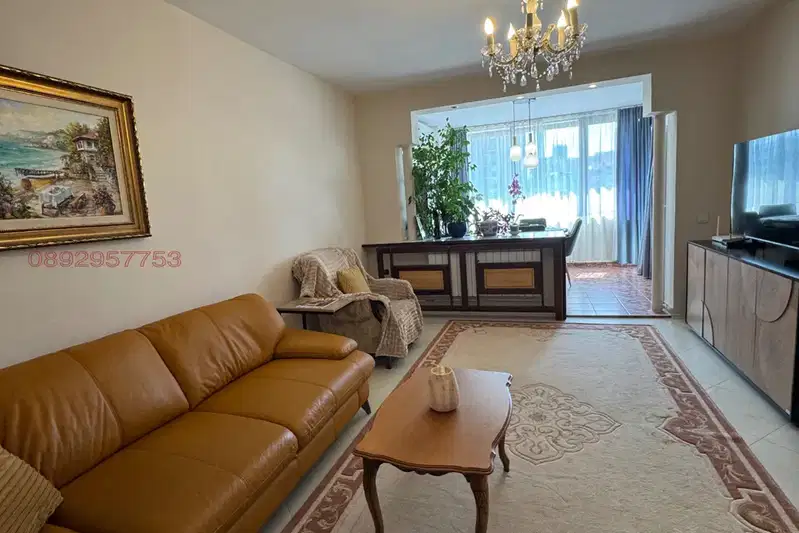 Two-room apartment with panoramic view in Zona B-5, Sofia