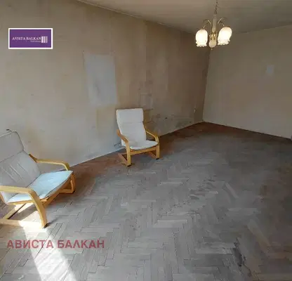 Снимка 5 — Тристаен апартамент в Зона Б-5 с тераса и гледка към Витоша