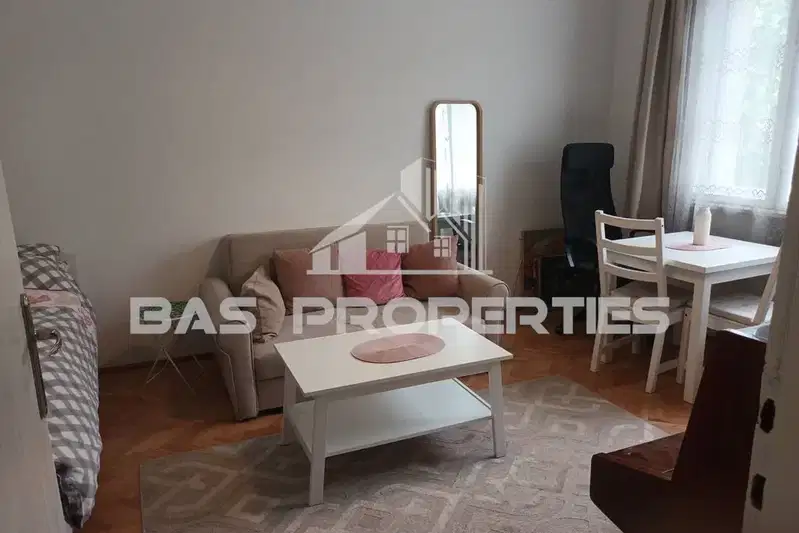 Three-room apartment with terrace in Zona B-5, Sofia