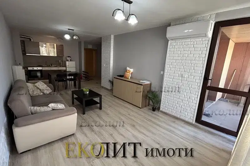 Луксозен 2-стаен апартамент в Зона Б-5, София с тераса