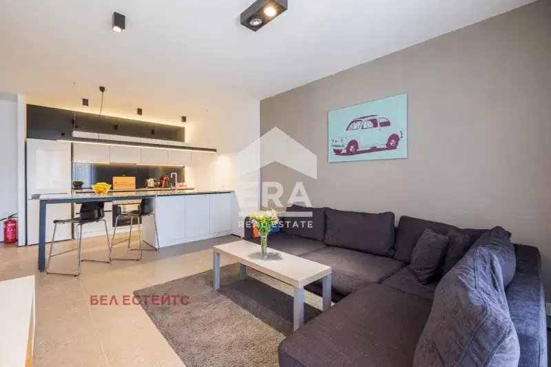 Two-room apartment with balcony in Zona B-5-3, Sofia
