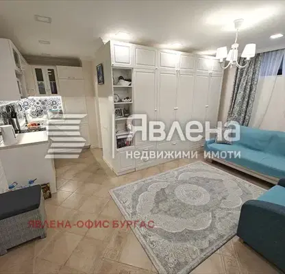Снимка 2 — Едностаен апартамент в Бургас, Созопол