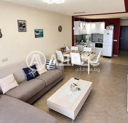 Снимка 2 — Тристаен апартамент с морска гледка в Созопол, Green Life Beach Resort