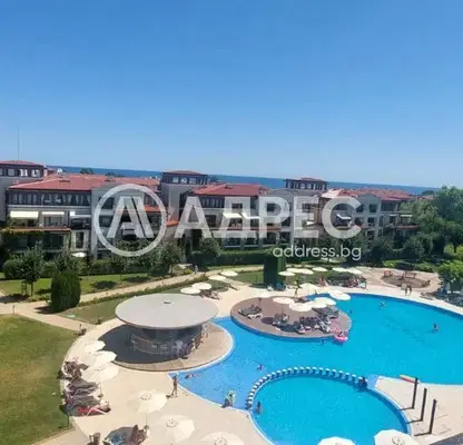 Снимка 5 — Тристаен апартамент с морска гледка в Созопол, Green Life Beach Resort
