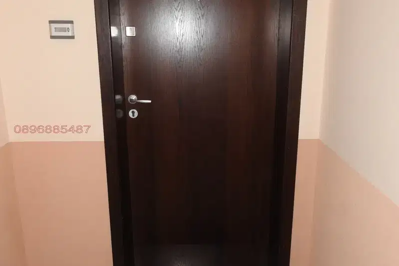 Тристаен апартамент в Стара Загора, Била