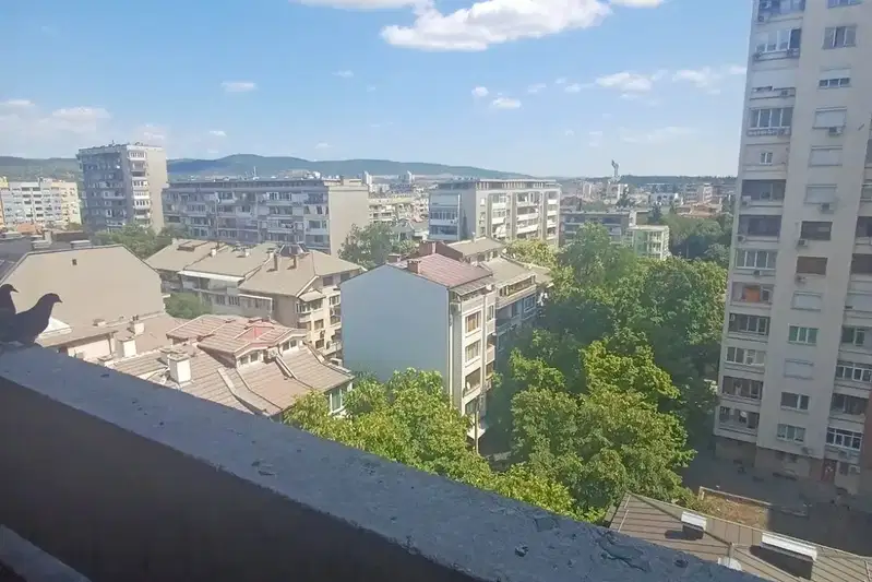 Четиристаен апартамент с тераса в Център, Стара Загора