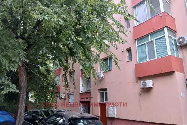 4-bedroom apartment in Stara Zagora, Centyr