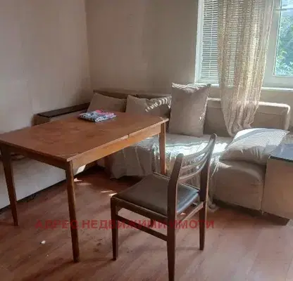 Photo 2 — 4-bedroom apartment in Stara Zagora, Centyr