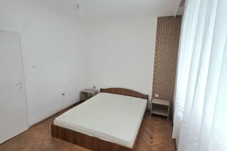 Тристаен апартамент в Стара Загора, Център