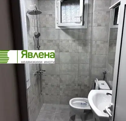 Снимка 5 — Тристаен апартамент в Център на Стара Загора с асансьор