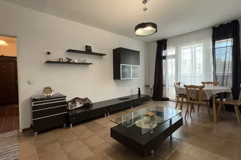 2-bedroom apartment in Stara Zagora, Jeleznik - Centyr