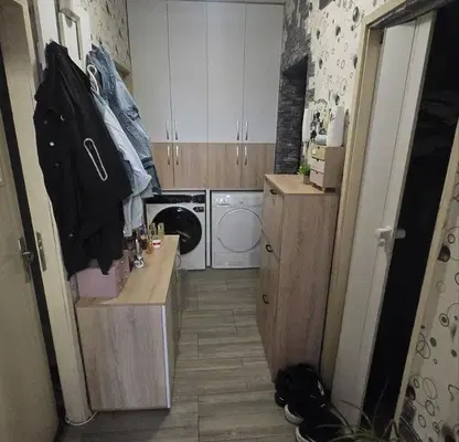 Снимка 5 — Двустаен апартамент в Стара Загора, Зора