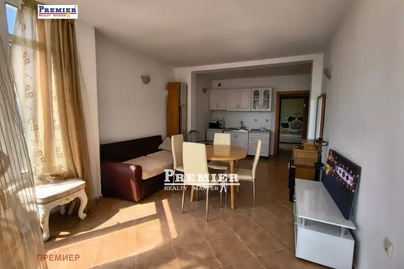 Two-room apartment with two terraces in Sveti Vlas