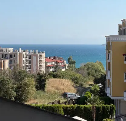 Снимка 5 — Двустаен апартамент с гледка към морето в Свети Влас, Florence