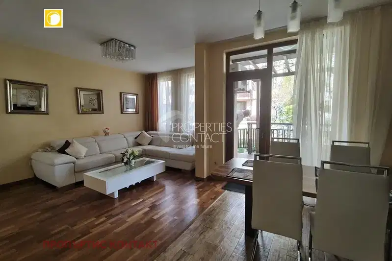 Тристаен апартамент в Бургас, Свети Влас