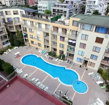 Photo 2 — Three-room apartment with sea view in Sveti Vlas