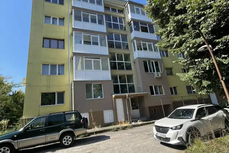 3-bedroom apartment in Oblast Lovech, Troyan