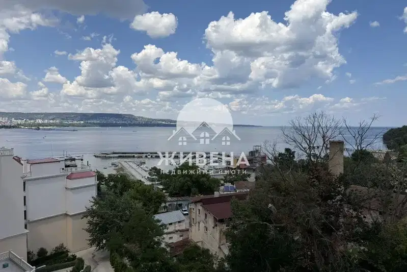 Двустаен апартамент с морска панорама в Аспарухово, Варна