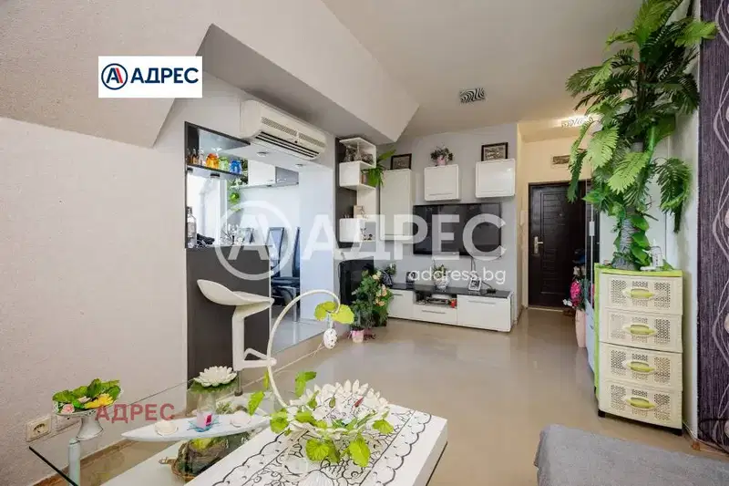 Двустаен апартамент с тераса в Аспарухово, Варна