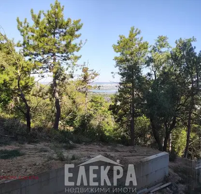 Снимка 3 — Двустаен апартамент с морска панорама в Аспарухово, Варна