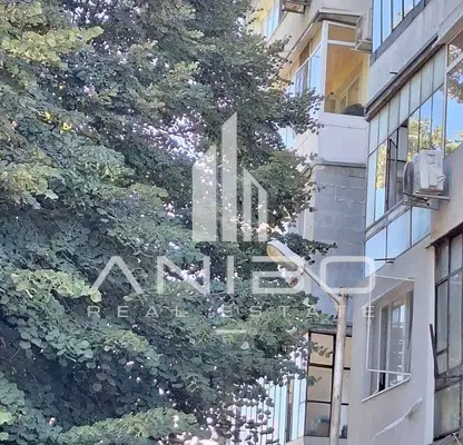 Photo 2 — Brick 2-room apartment in Asparuhovo, Varna with full renovation
