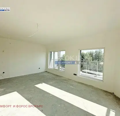 Снимка 4 — Тристаен апартамент с панорамна тераса в Аспарухово, Варна