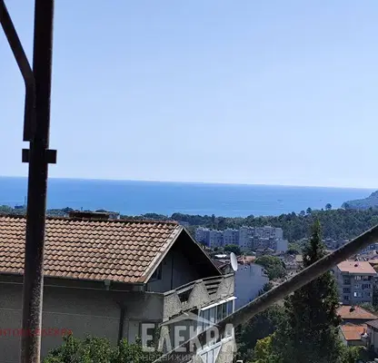 Снимка 3 — 3-стаен апартамент с морска панорама в Аспарухово, Варна