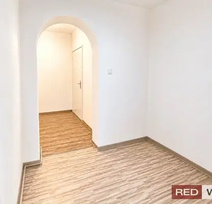 Photo 5 — Spacious 4-room apartment with sea view in Asparuhovo, Varna