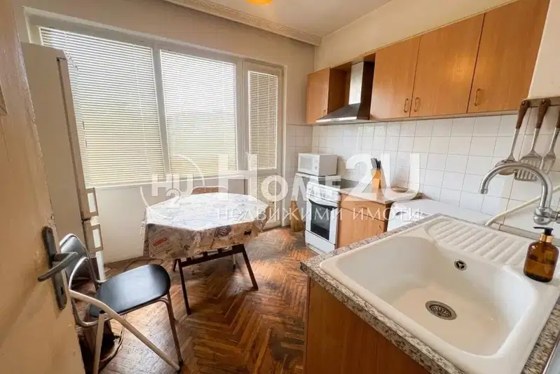 4-room apartment in Asparuhovo with south aspect