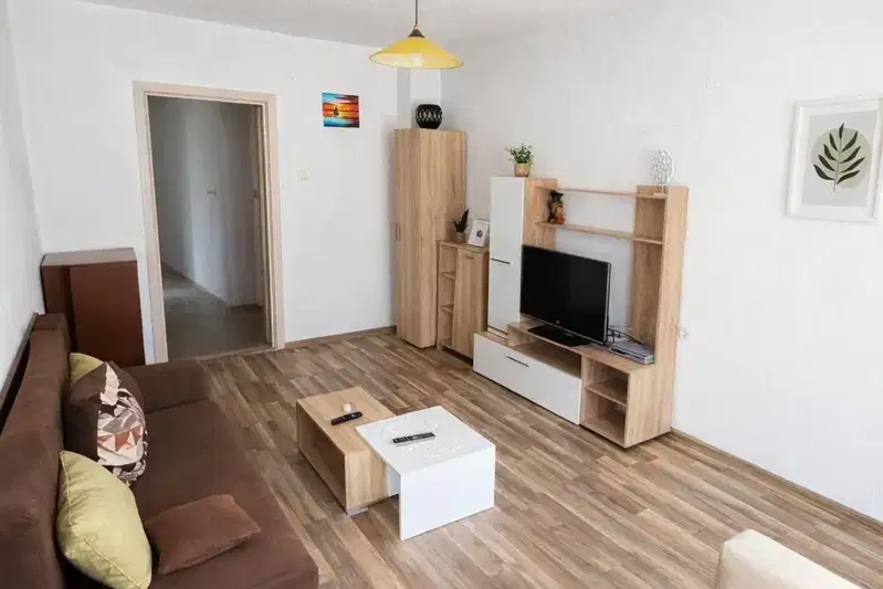 4-bedroom apartment in Varna, Avtogara
