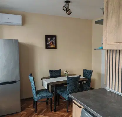 Photo 2 — Four-room apartment near Varna Bus Station with functional layout