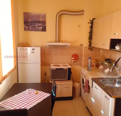 Photo 5 — 2-room apartment on high ground floor in Bazar Levski, Varna