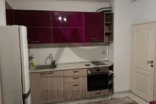Three-room apartment with two terraces in Bazar Levski, Varna
