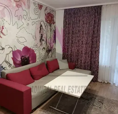 Photo 2 — Three-room apartment with two terraces in Bazar Levski, Varna