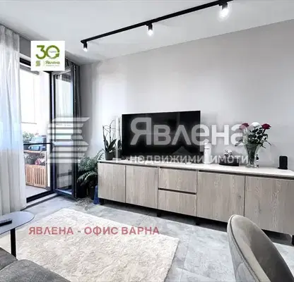 Photo 2 — 3-room apartment with sea view in Business Hotel, Varna