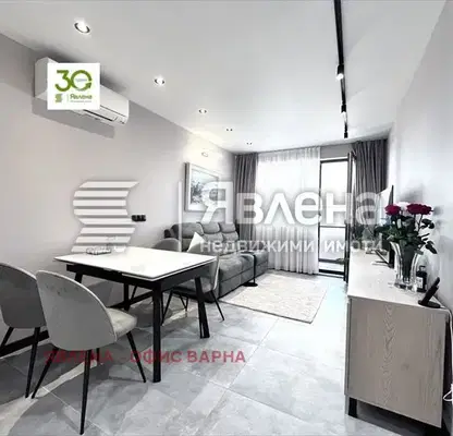 Photo 4 — 3-room apartment with sea view in Business Hotel, Varna