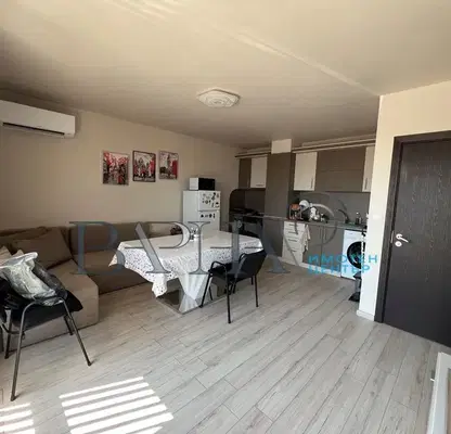 Photo 3 — Two-room apartment with terrace in Briz, Varna