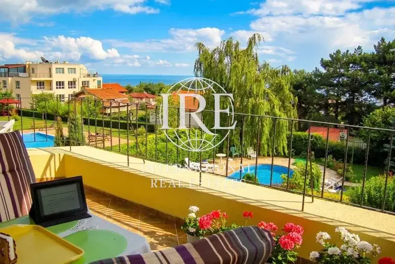 Two-room apartment with terrace in Briz, Varna