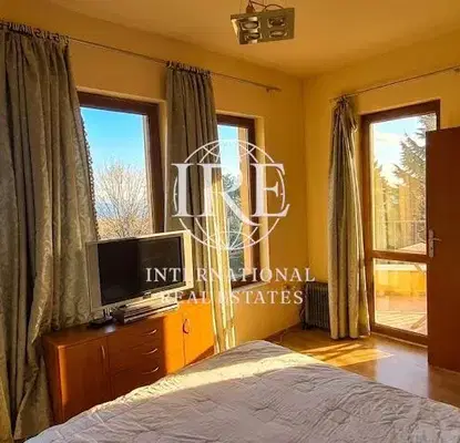 Photo 2 — Two-room apartment with terrace in Briz, Varna