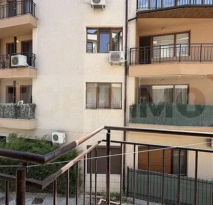 Снимка 5 — Двустаен апартамент в Бриз, Варна с балкон и асансьор