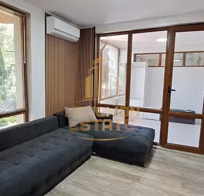 Photo 2 — 3-bedroom apartment in Varna, Briz