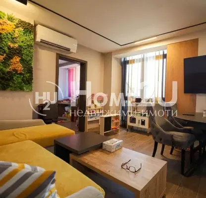 Photo 2 — Three-room apartment with terrace in Briz, Varna