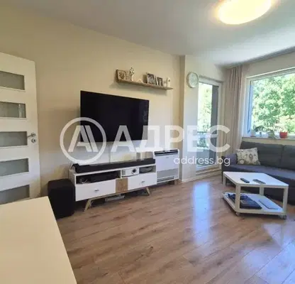 Photo 2 — Three-room apartment with terrace in Briz, Varna