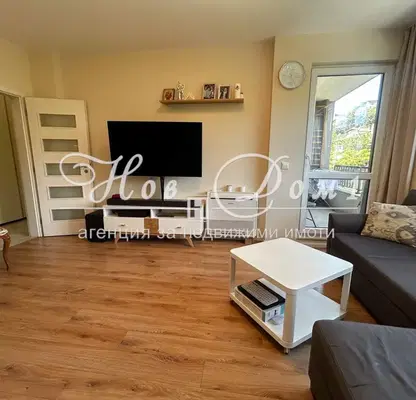 Photo 4 — Three-room apartment with terrace in Briz, Varna, gated complex